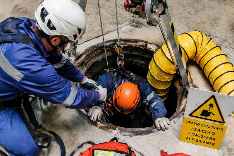 AMBIENTI CONFINATI O SOSPETTI DI INQUINAMENTO